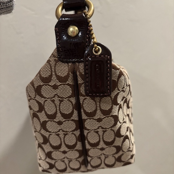 Coach Handbag - Picture 4 of 5